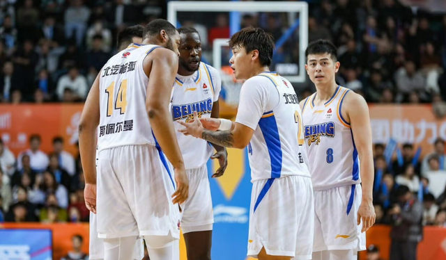 世界杯客户端安装说明-CBA最新消息！赵睿确定第一阶段报销，杨鸣被喊下课